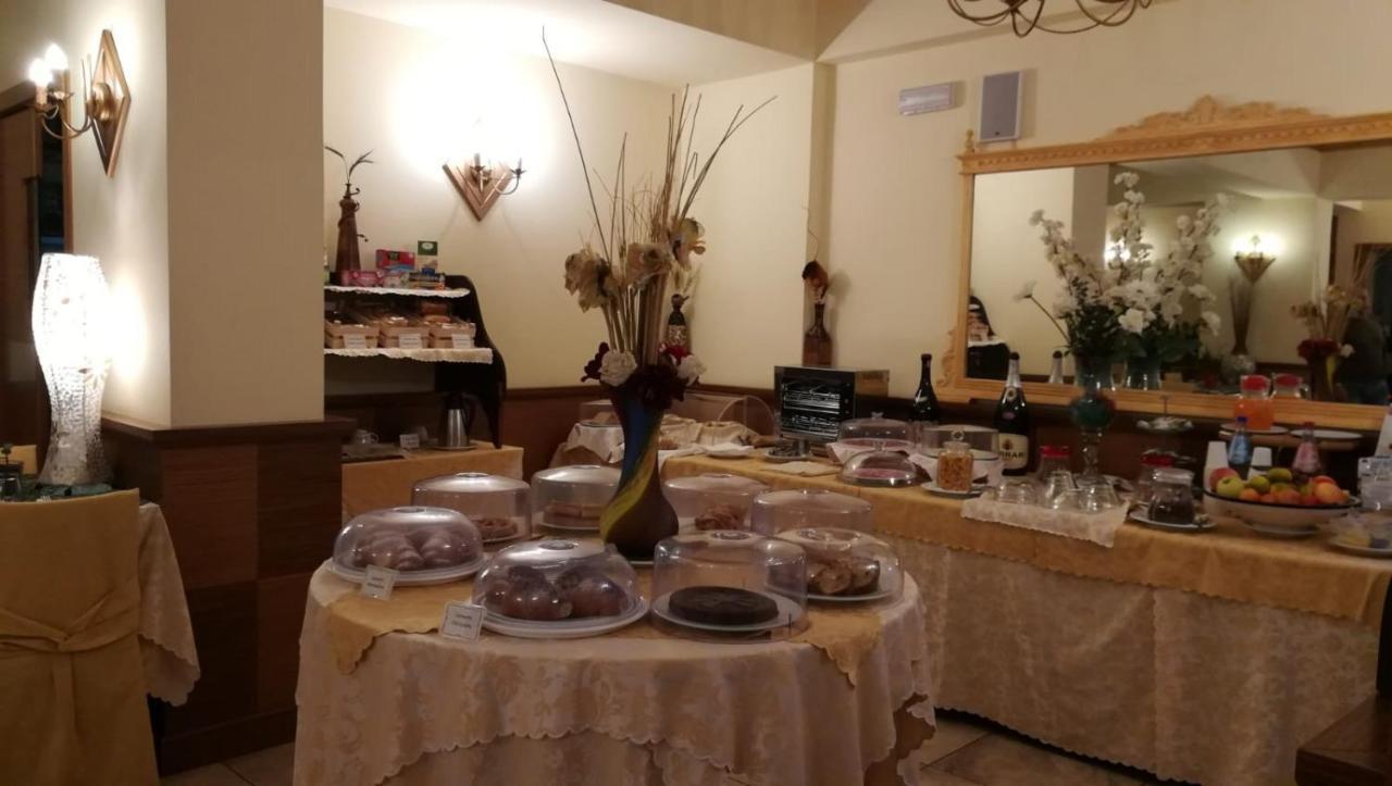 Hotel La Conca Вила Сан Джовани Екстериор снимка